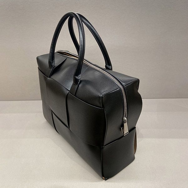 【ボッテガヴェネタ 偽物】イントレチャート ブリーフケース ザアルコ 620633VB1K01229